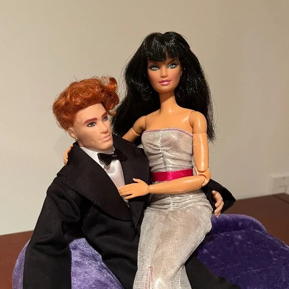 Barbie Doll HTF 2008 Top Model Hair Wear Teresa, Mattel - Picture 6 of 10